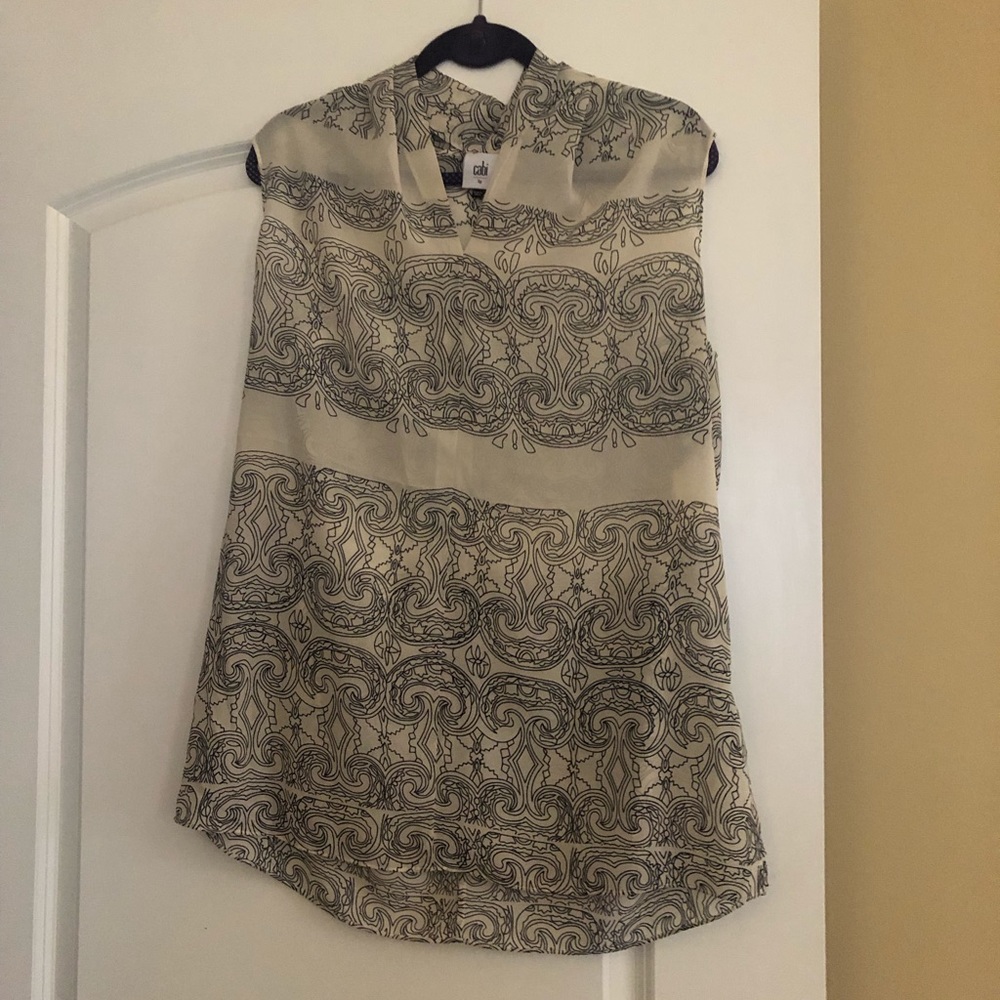 Cabi cream & black top sleeveless Large like new